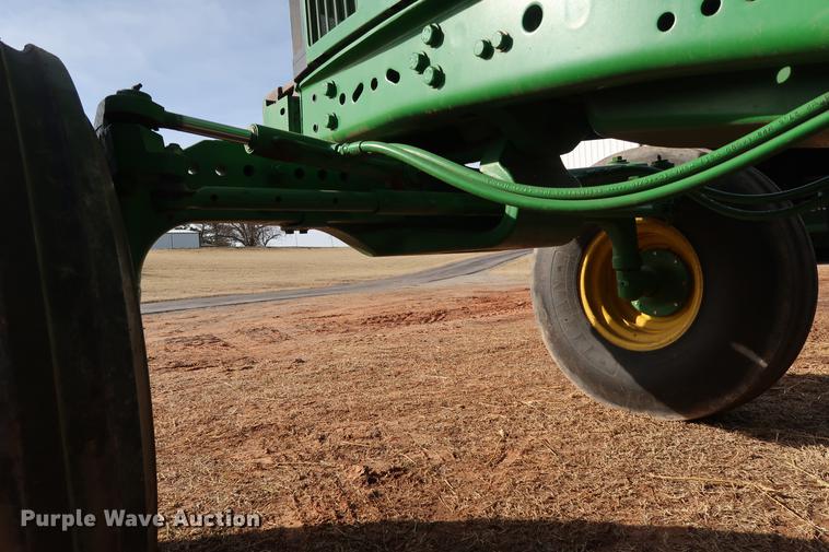 image for item DG3351 2002 John Deere 7410 tractor