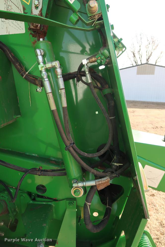 image for item DG3352 2014 John Deere 469 Mega Wide Plus round baler