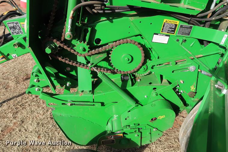 image for item DG3352 2014 John Deere 469 Mega Wide Plus round baler