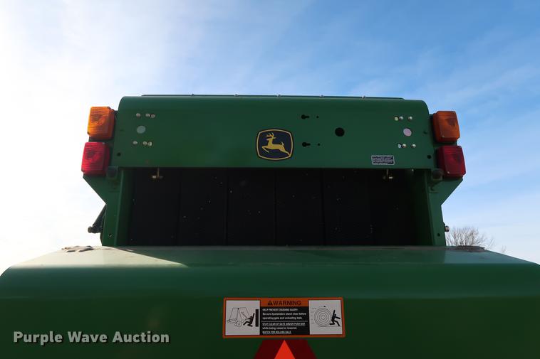 image for item DG3352 2014 John Deere 469 Mega Wide Plus round baler