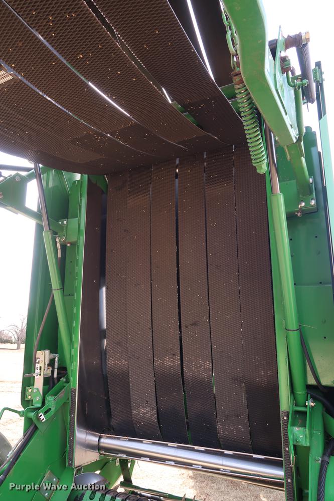image for item DG3352 2014 John Deere 469 Mega Wide Plus round baler