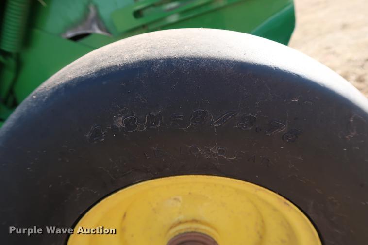 image for item DG3352 2014 John Deere 469 Mega Wide Plus round baler