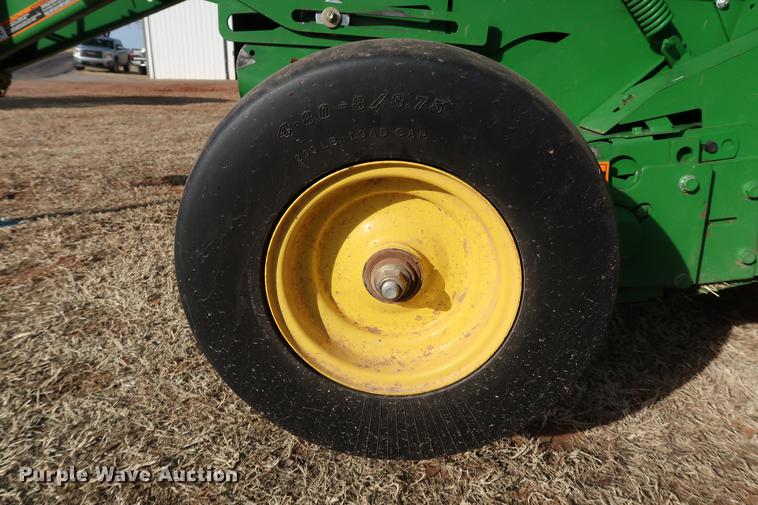 image for item DG3352 2014 John Deere 469 Mega Wide Plus round baler