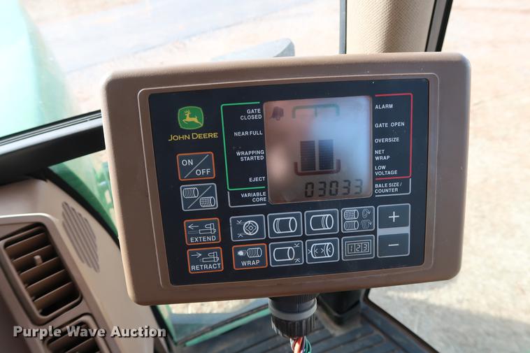 image for item DG3352 2014 John Deere 469 Mega Wide Plus round baler