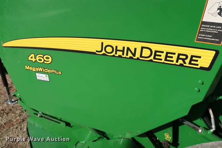 image for item DG3352 2014 John Deere 469 Mega Wide Plus round baler