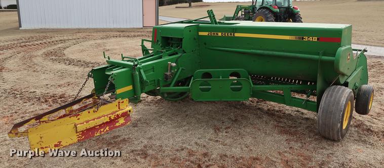 image for item DG3353 2001 John Deere 348 small square baler