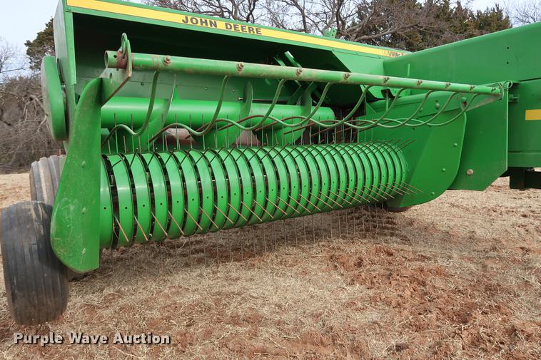 image for item DG3353 2001 John Deere 348 small square baler