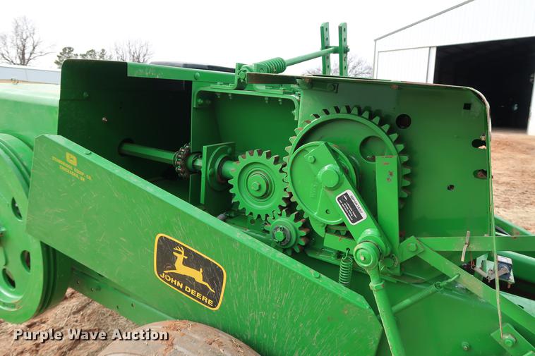 image for item DG3353 2001 John Deere 348 small square baler