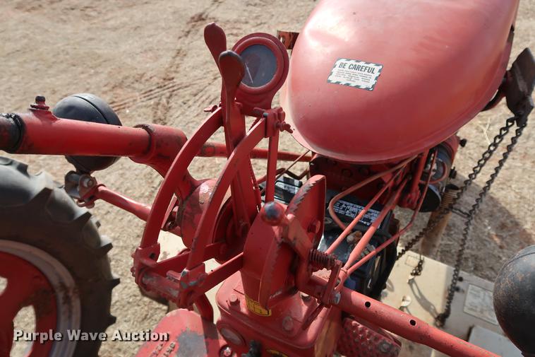 image for item DG3354 1952 Mccormick Farmall Super C tractor