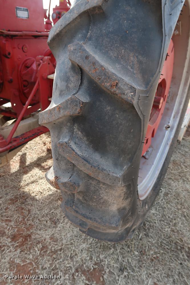 image for item DG3354 1952 Mccormick Farmall Super C tractor