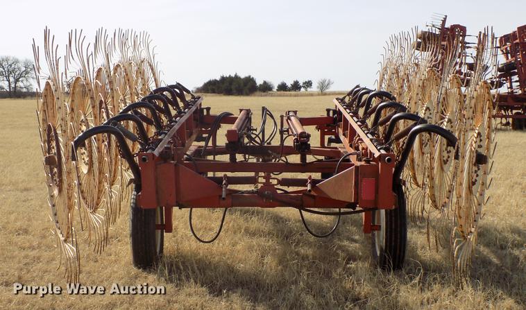 image for item DG3356 H&S BI-FOLD-12-HYD hay rake