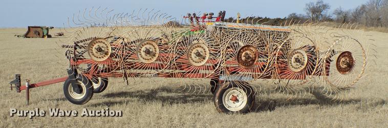 image for item DG3356 H&S BI-FOLD-12-HYD hay rake