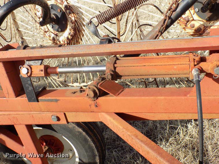 image for item DG3356 H&S BI-FOLD-12-HYD hay rake