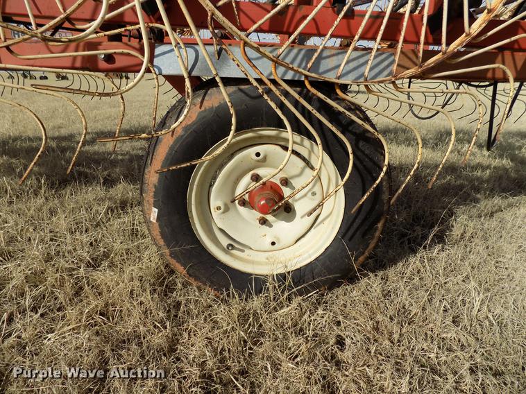 image for item DG3356 H&S BI-FOLD-12-HYD hay rake