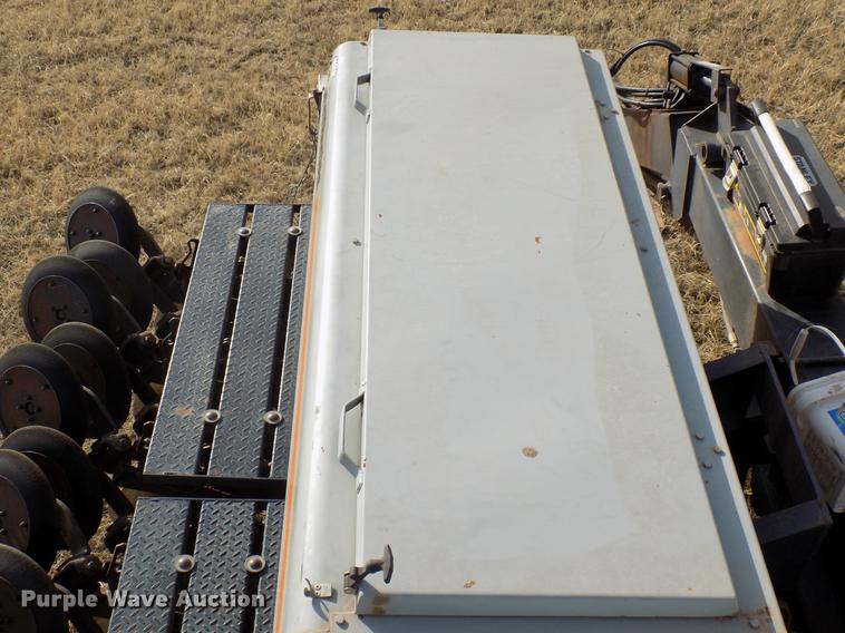 image for item DG3357 CrustBuster 4000AP grain drill