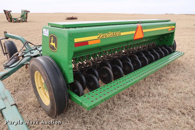 image for item DG3361 John Deere 450 grain drill