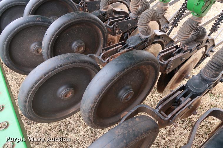 image for item DG3361 John Deere 450 grain drill