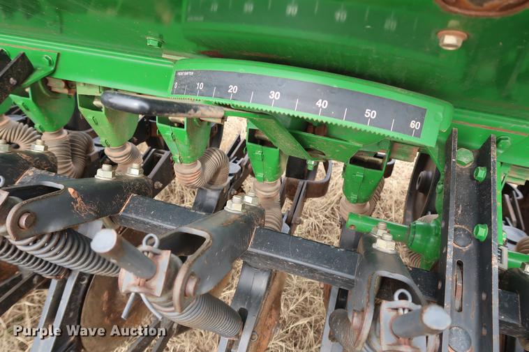 image for item DG3361 John Deere 450 grain drill
