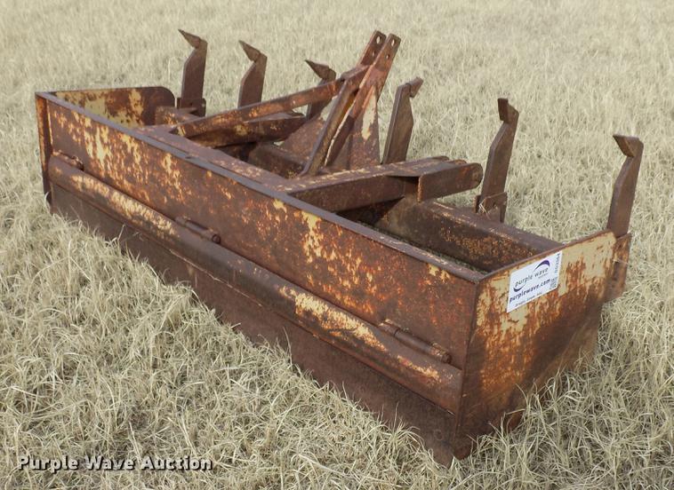 image for item DG3364 John Deere box blade