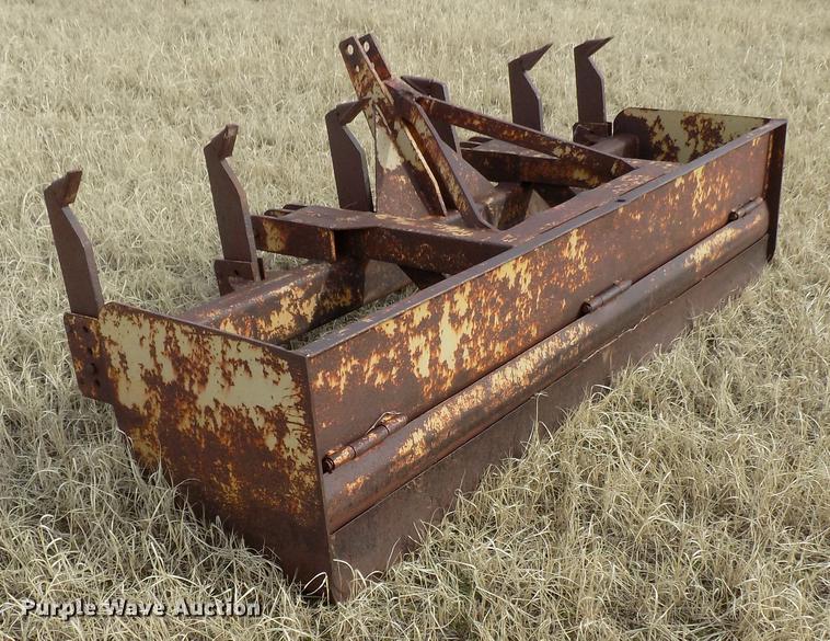 image for item DG3364 John Deere box blade