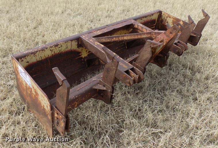 image for item DG3364 John Deere box blade