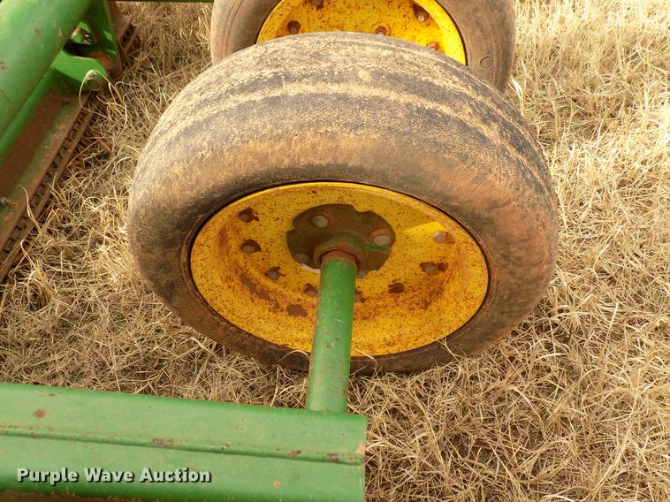 image for item DG3365 John Deere 1518 batwing rotary mower