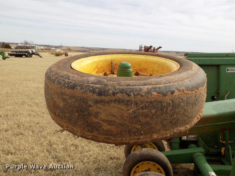 image for item DG3365 John Deere 1518 batwing rotary mower