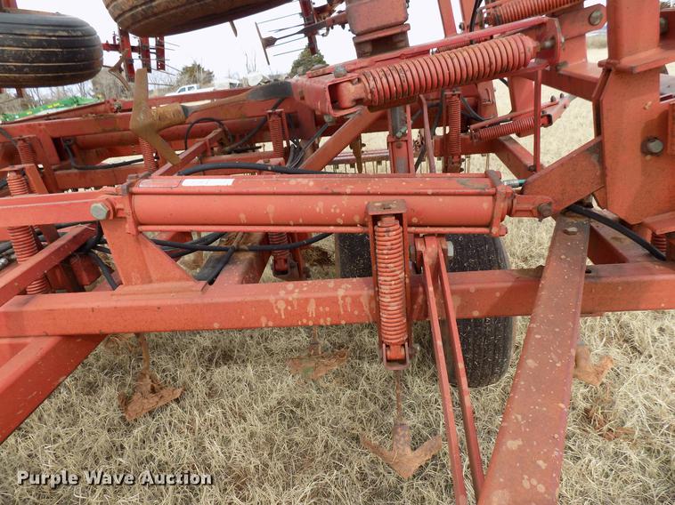 image for item DG3371 Sunflower 5452-46 field cultivator