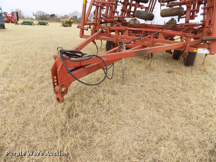 image for item DG3371 Sunflower 5452-46 field cultivator