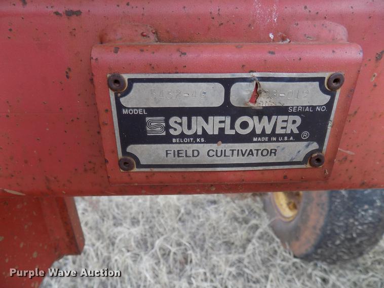 image for item DG3371 Sunflower 5452-46 field cultivator