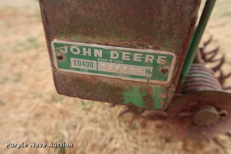 image for item DG3372 John Deere 400 rotary hoe
