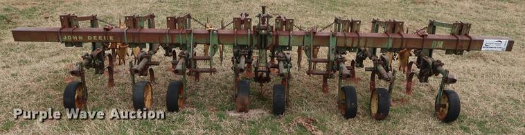 image for item DG3374 John Deere RM cultivator