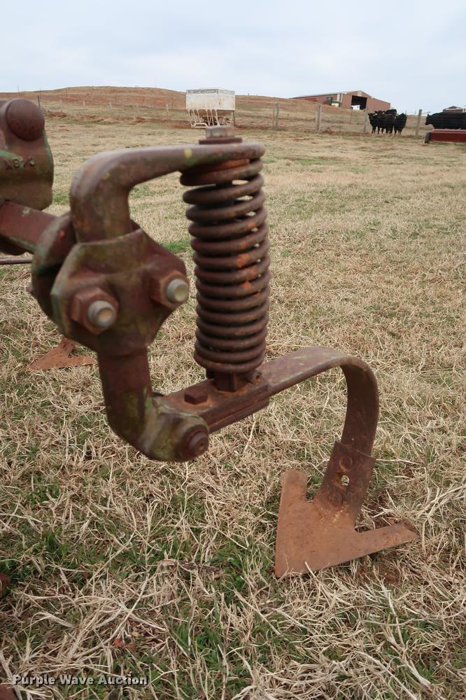 image for item DG3374 John Deere RM cultivator