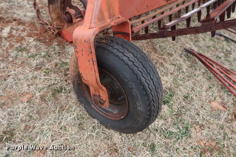 image for item DG3377 Long 437 peanut digger