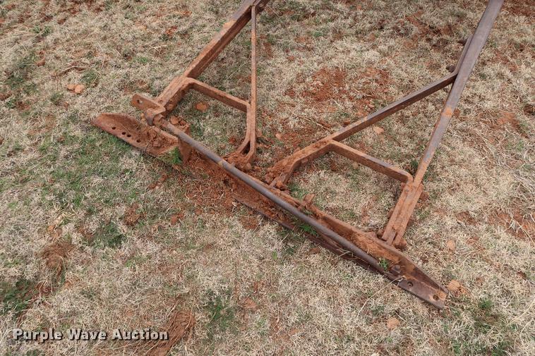 image for item DG3378 John Deere 638 two row lister