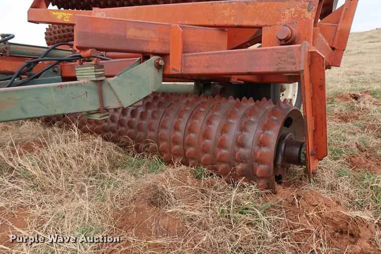 image for item DG3381 Brillion XL-144 packer