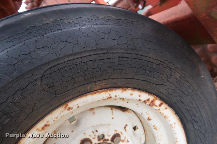 image for item DG3381 Brillion XL-144 packer