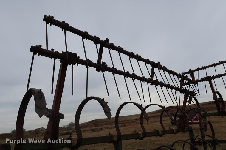 image for item DG3382 John Deere spring tooth