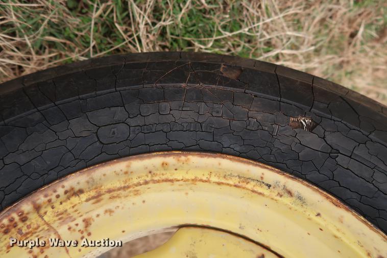 image for item DG3382 John Deere spring tooth