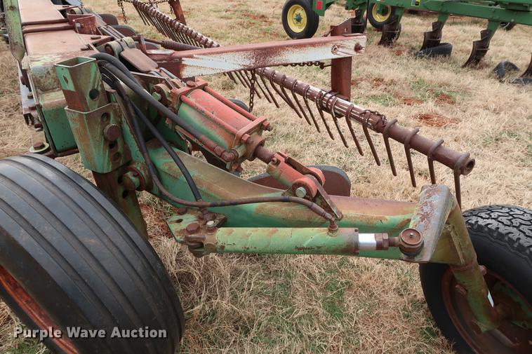 image for item DG3383 John Deere A2800 six bottom plow