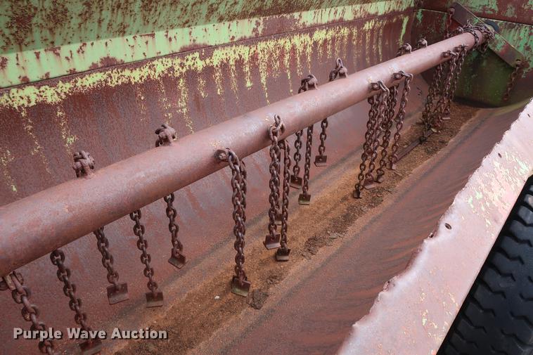 image for item DG3384 John Deere 79 manure spreader