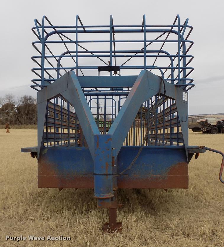 image for item DG3385 Ranch King livestock trailer