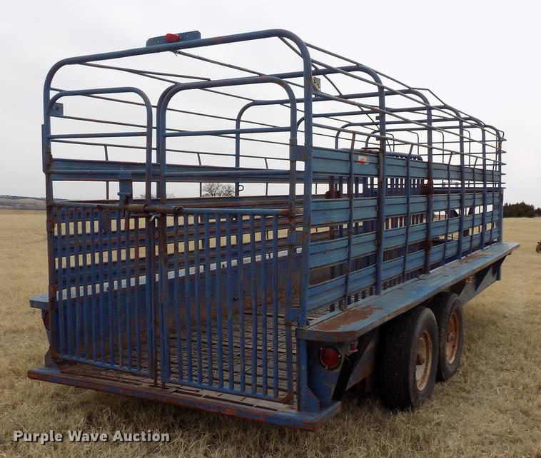 image for item DG3385 Ranch King livestock trailer