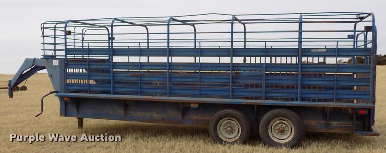 image for item DG3385 Ranch King livestock trailer
