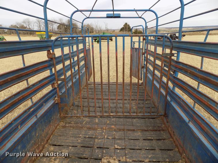 image for item DG3385 Ranch King livestock trailer