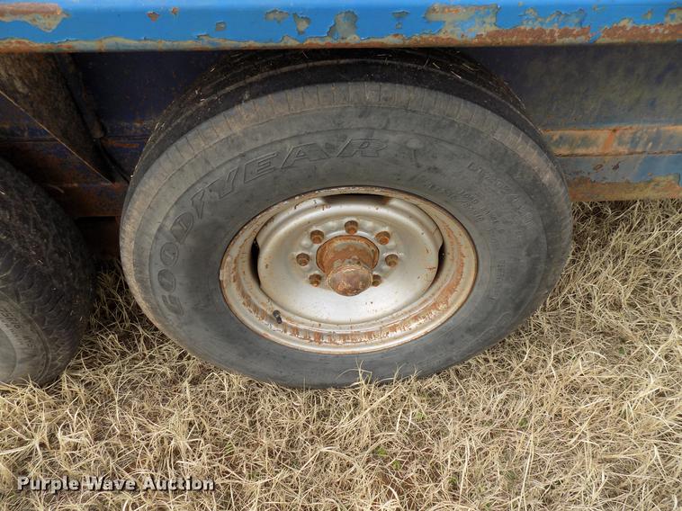 image for item DG3385 Ranch King livestock trailer