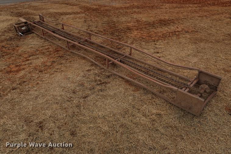 image for item DG3387 Square bale elevator