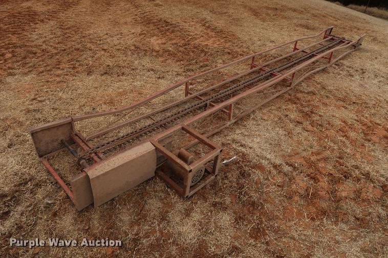 image for item DG3387 Square bale elevator