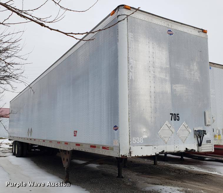 image for item AV9282 2001 Utility dry van trailer