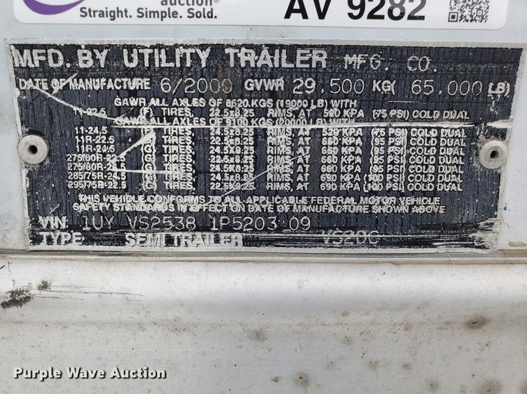 image for item AV9282 2001 Utility dry van trailer